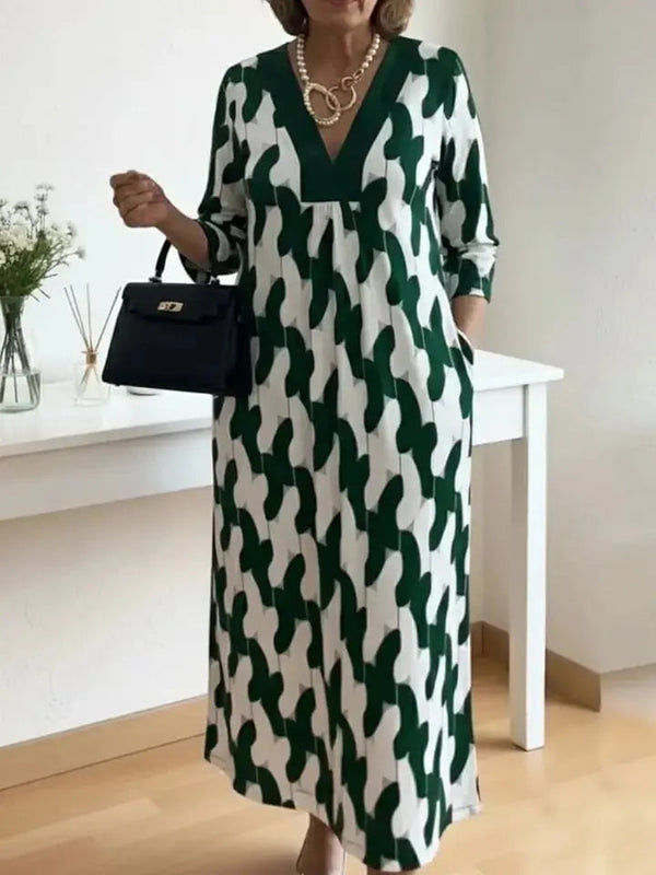 Everyday V-Neck Midi Dress Classic